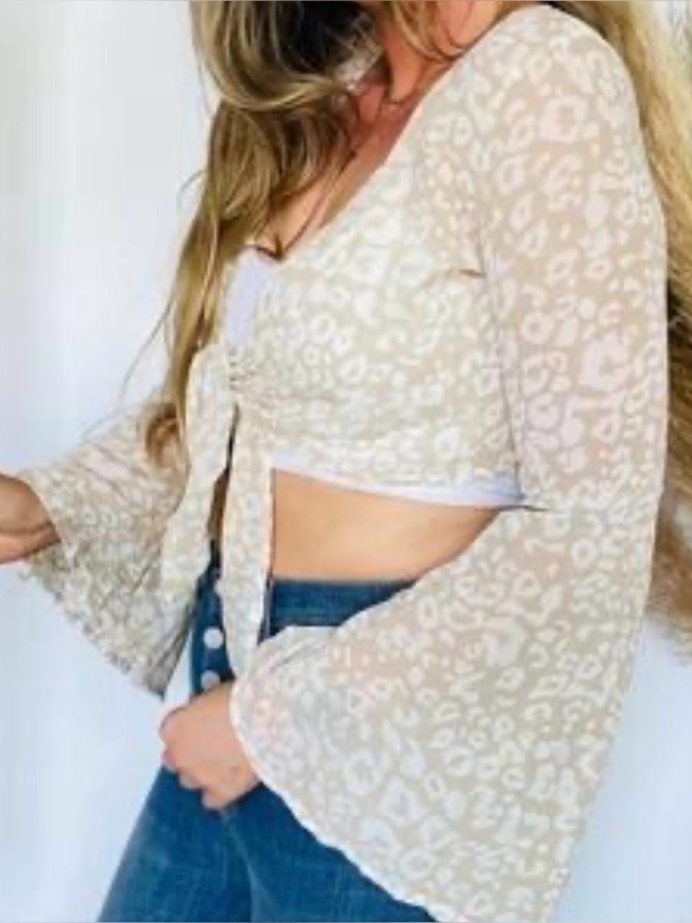 Nasty Gal Women’s Sheer Beige and White Leopard Tie-Front Crop Top Size 8